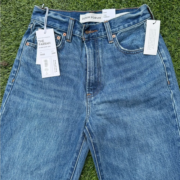 NWT - Aritzia Denim Forum Farrah Jean - 5 Years Kiss N Tell Bleu - Short - Picture 4 of 6
